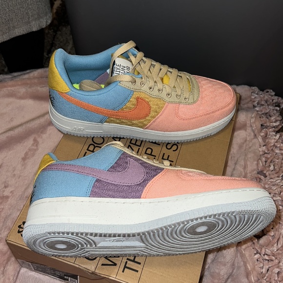 WOMENS NIKE SUN CLUB AIR FORCE 1 - Picture 4 of 7